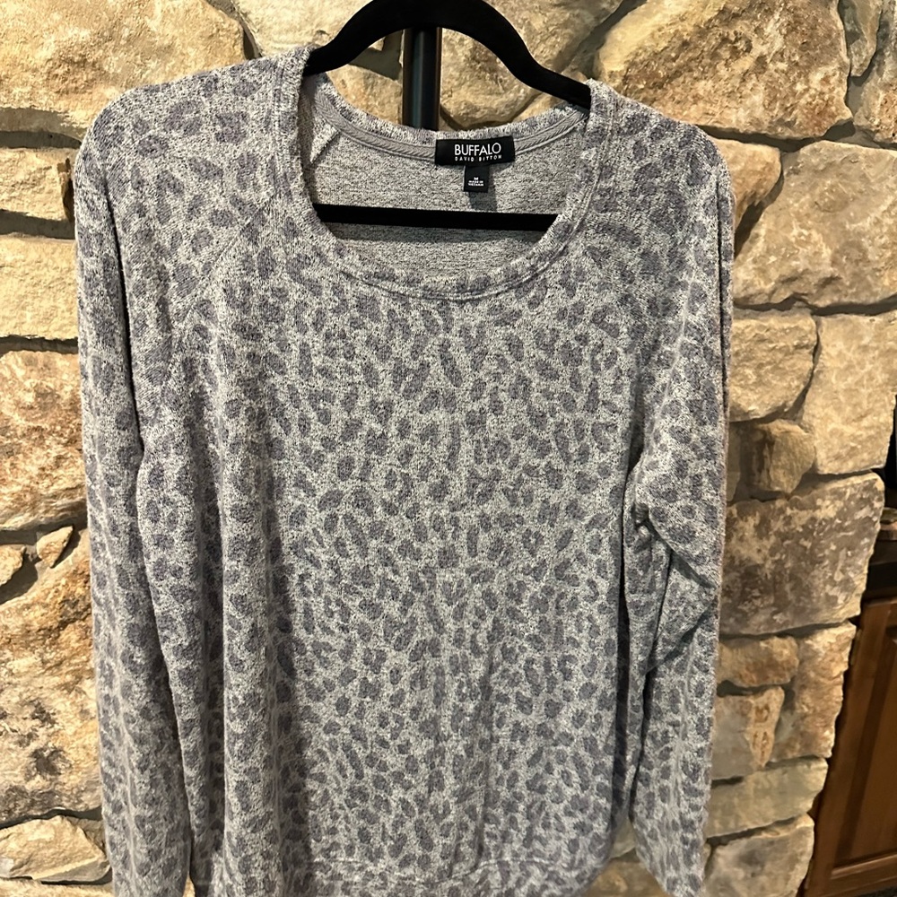 Buffalo David Bitton Gray Leopard Print Sweater